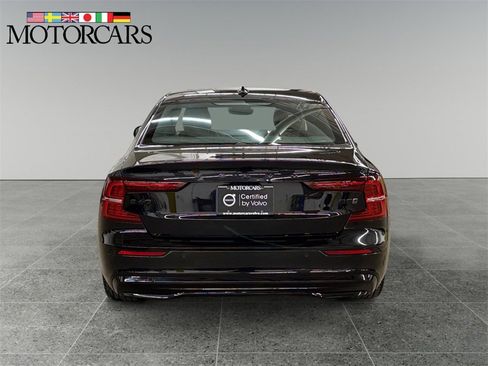 Certified 2024 Volvo S60 B5 Plus image 4