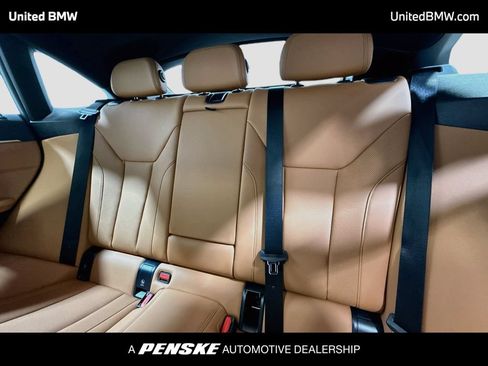 Used 2023 BMW i4 eDrive35 RWD image 13