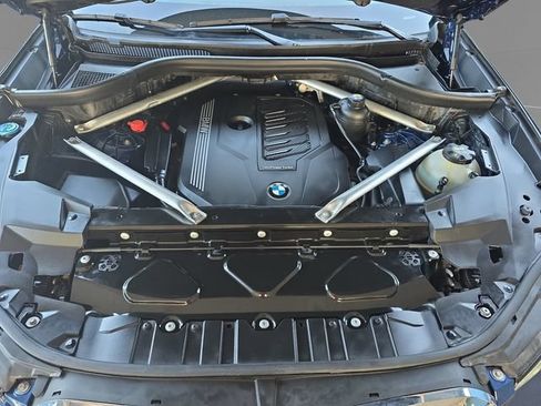 Used 2019 BMW X5 xDrive40i w/ Off-Road Package AWD/4WD image 39