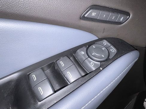 Used 2024 Buick Enclave Premium image 19