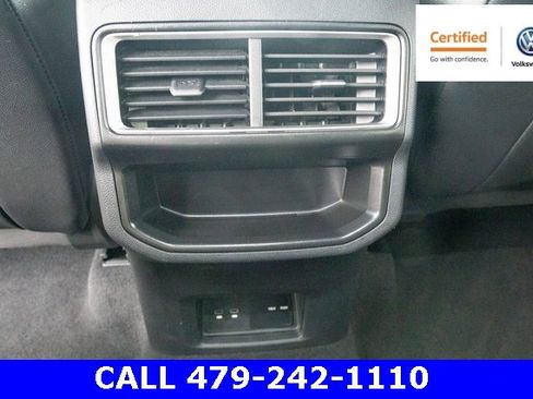 Certified 2024 Volkswagen Atlas Cross Sport SE image 35