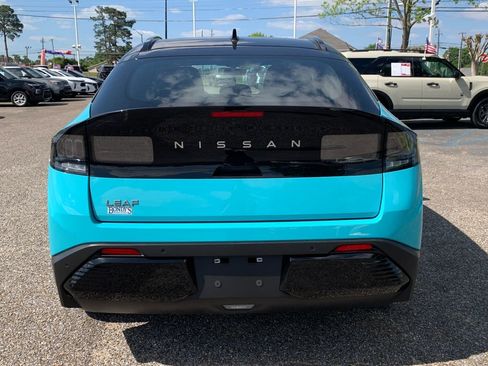 New 2026 Nissan Leaf Platinum+ FWD image 7