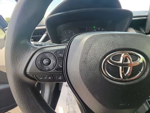 Used 2023 Toyota Corolla LE FWD image 16