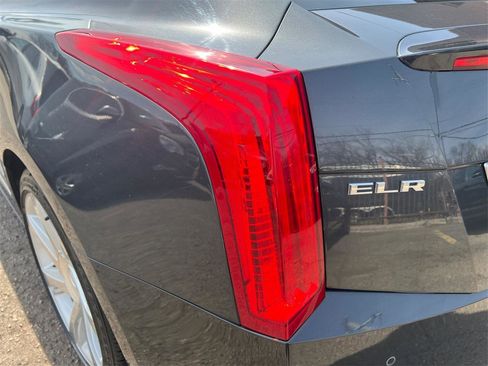 Used 2016 Cadillac ELR image 18