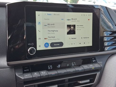 New 2026 Toyota Camry SE AWD/4WD image 17