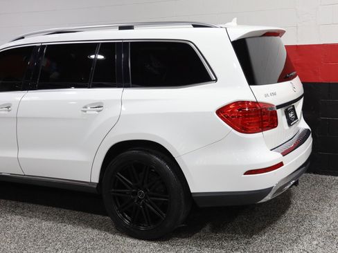 Used 2016 Mercedes-Benz GL 450 4MATIC w/ Premium I Package image 27
