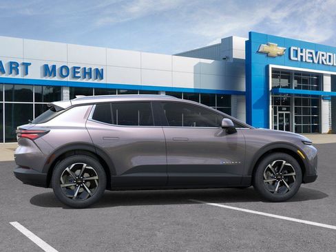 New 2026 Chevrolet Equinox EV LT FWD image 5