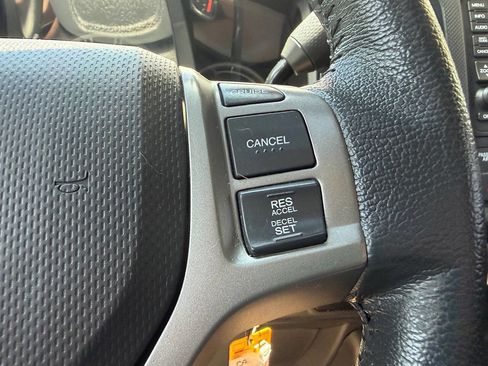 Used 2014 Honda Ridgeline SE image 23