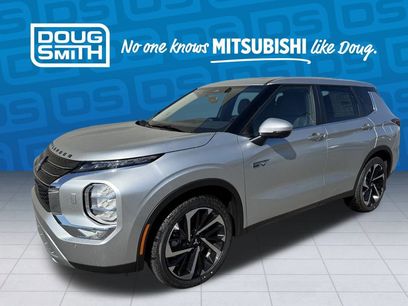 New 2025 Mitsubishi Outlander SE