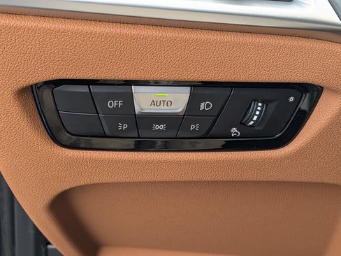 New 2026 BMW 330i Sedan w/ Premium Package RWD image 18