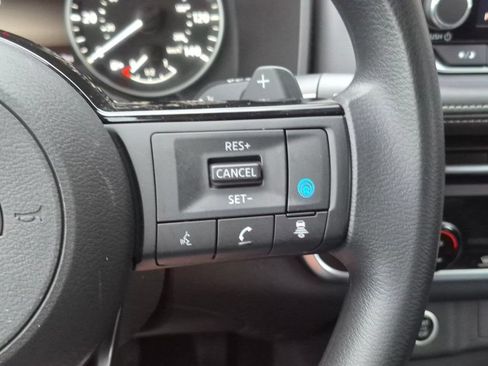 Certified 2023 Nissan Rogue SV AWD/4WD image 16