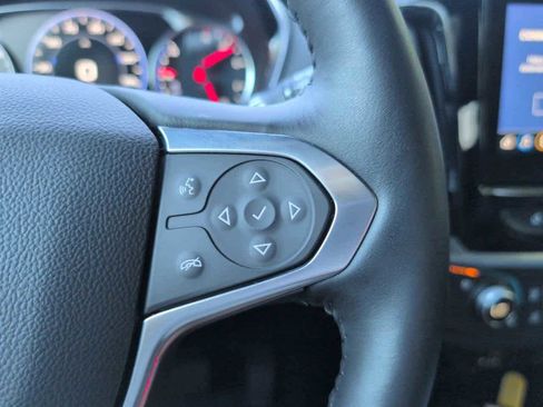 Used 2022 Chevrolet Traverse Premier image 35