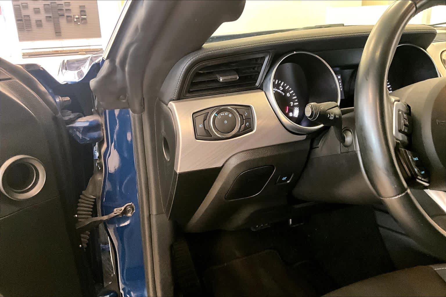 Used 2023 Ford Mustang GT RWD image 30