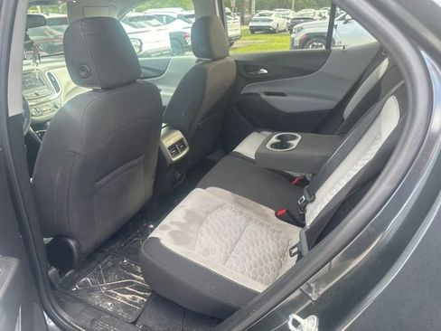 Used 2020 Chevrolet Equinox LS w/ LS Convenience Package FWD image 8