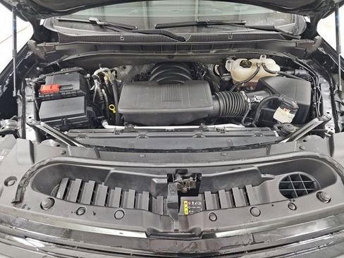 Used 2025 Chevrolet Suburban RST w/ Comfort Package image 17