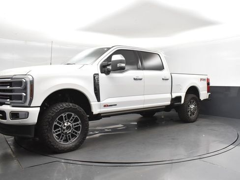 Used 2024 Ford F250 Limited w/ FX4 Off-Road Package AWD/4WD image 3