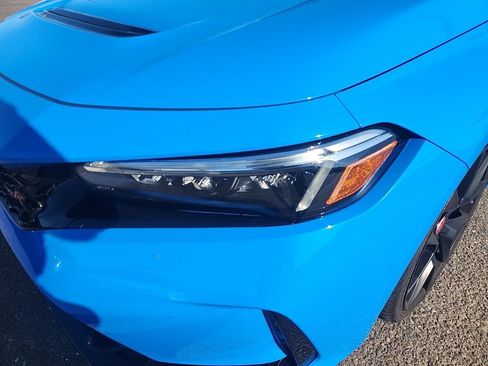 Used 2024 Honda Civic Type R image 6