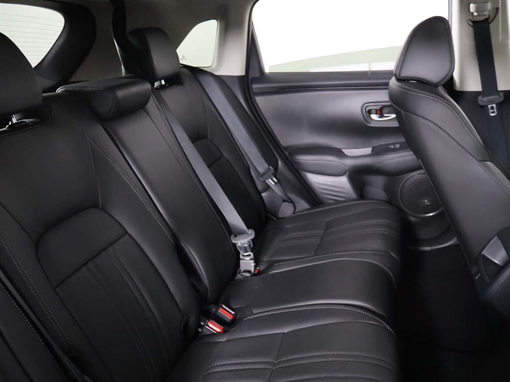 Certified 2025 Honda HR-V EX-L image 34