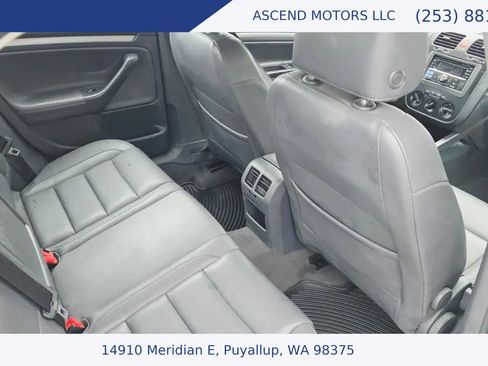 Used 2006 Volkswagen Jetta TDI FWD image 12