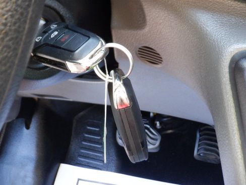 Used 2024 Ford Transit 250 Low Roof w/ Exterior Upgrade Package image 22