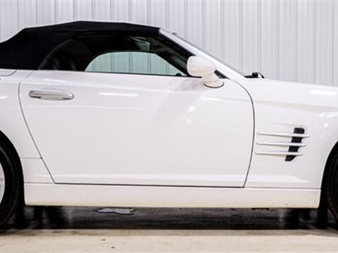 Used 2005 Chrysler Crossfire Limited RWD image 20
