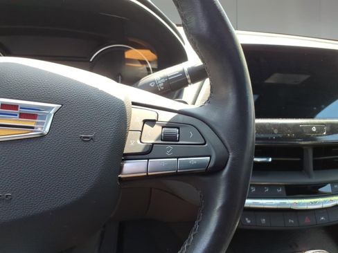 Used 2025 Cadillac CT4 Premium Luxury image 14