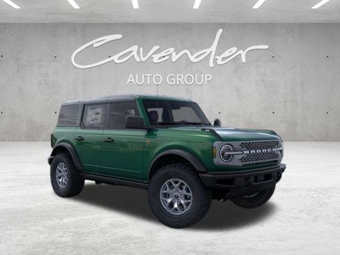 New 2025 Ford Bronco Badlands image 7