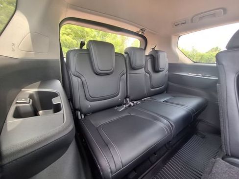 Certified 2026 Nissan Armada SV RWD image 32