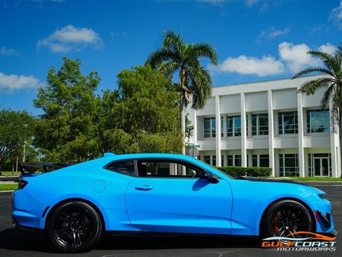 Used 2023 Chevrolet Camaro ZL1 RWD image 64