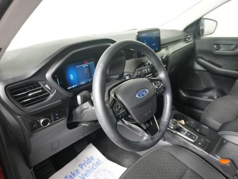 Used 2025 Ford Escape Active w/ Cold Weather Package AWD/4WD image 18