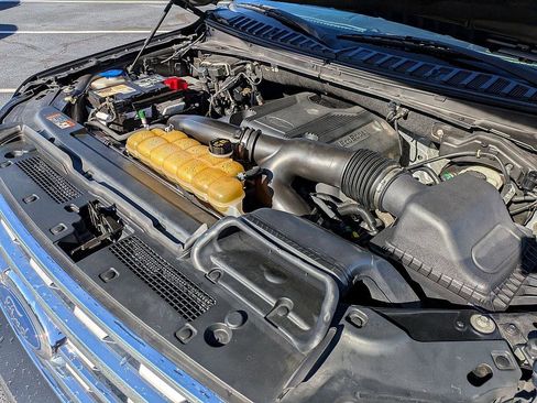 Used 2019 Ford Expedition Limited w/ Equipment Group 301A image 43