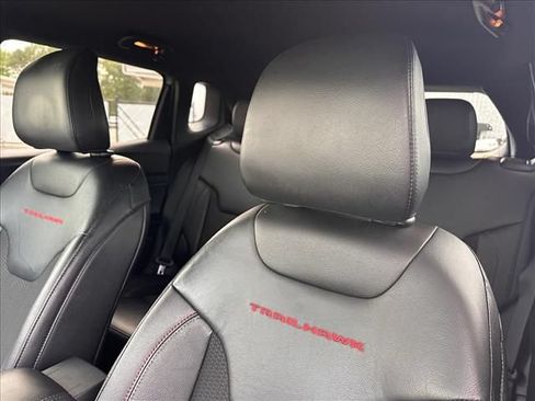 Used 2025 Jeep Compass Trailhawk AWD/4WD image 20