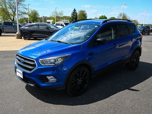 Used 2019 Ford Escape SE FWD image 9