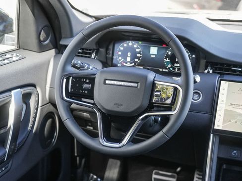 New 2026 Land Rover Discovery Sport Landmark AWD/4WD image 13