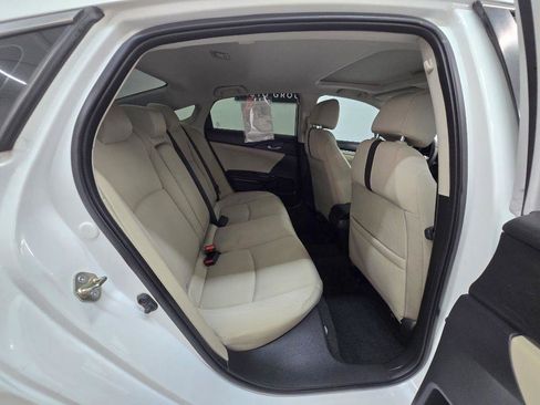 Used 2017 Honda Civic EX image 19