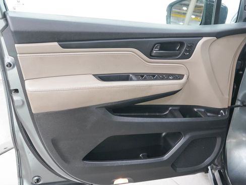 Used 2018 Honda Odyssey EX-L image 21