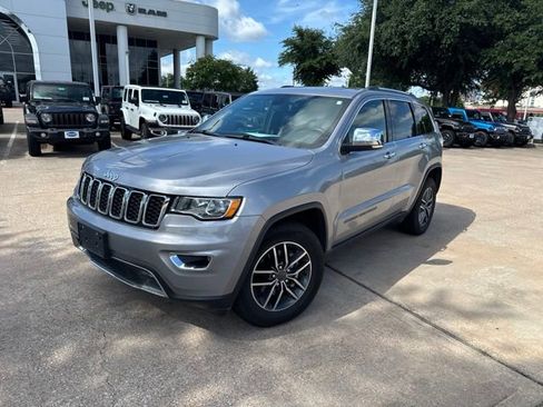Used 2020 Jeep Grand Cherokee Limited RWD image 2