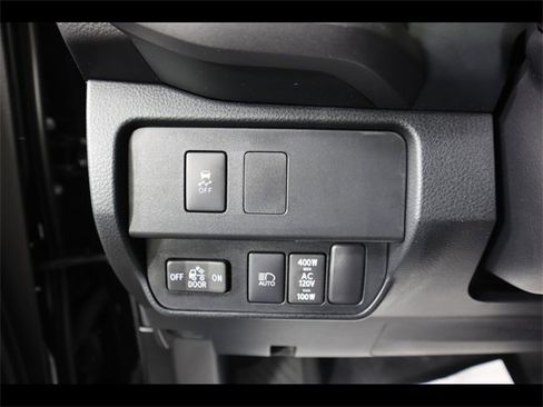 Used 2022 Toyota Tacoma TRD Sport image 16