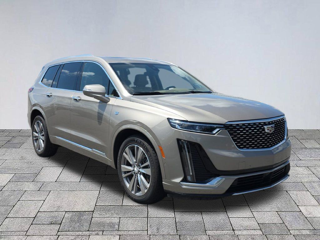 Used 2022 Cadillac XT6 Premium Luxury w/ Platinum Package FWD image 1