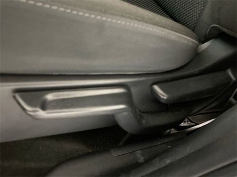 Used 2021 Honda HR-V Sport image 25