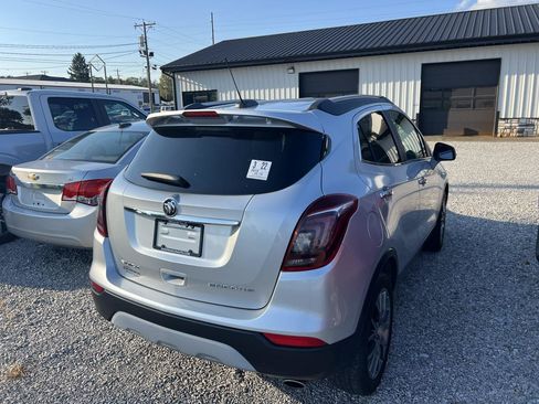 Used 2018 Buick Encore Sport Touring w/ Safety Package FWD image 4