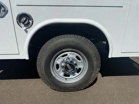 New 2026 Ford F250 XL w/ XL Chrome Package AWD/4WD image 26