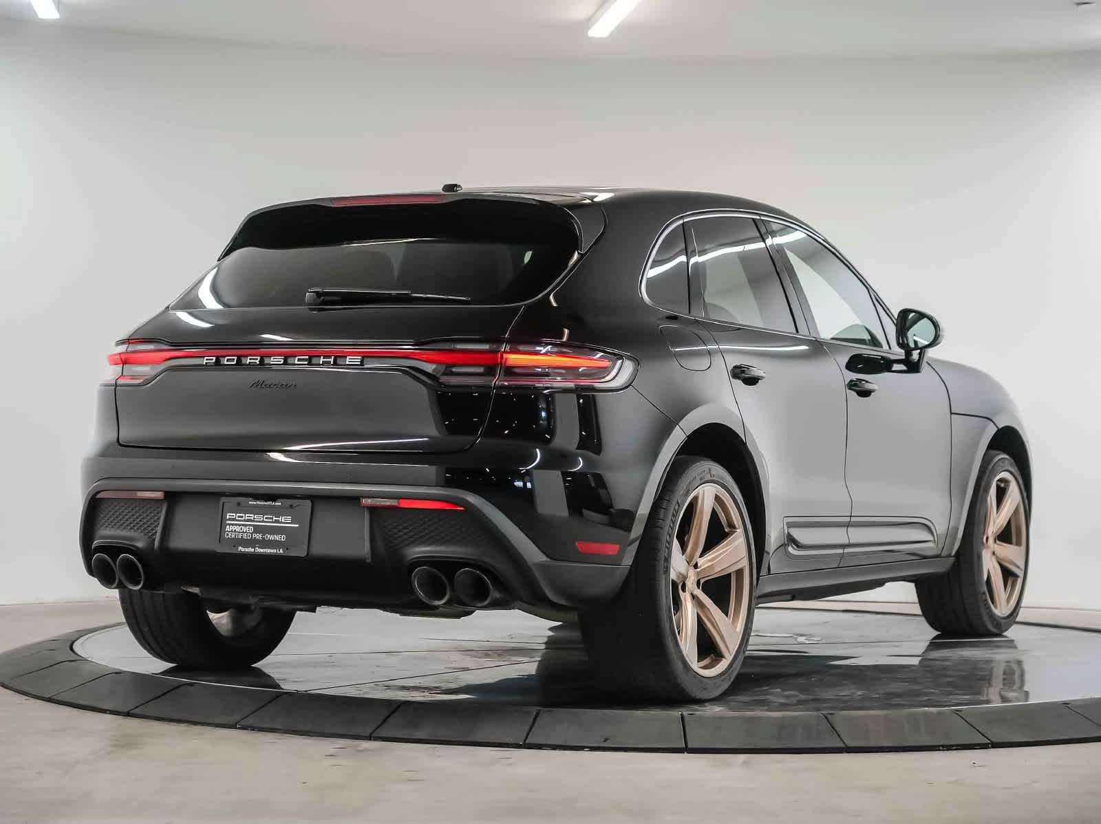 Used 2023 Porsche Macan AWD/4WD image 9