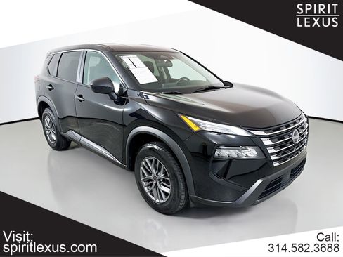 Used 2024 Nissan Rogue S AWD/4WD image 1
