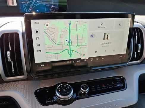 New 2025 Ford Expedition Max Active image 8