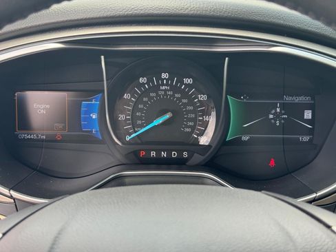 Used 2016 Ford Fusion SE w/ Equipment Group 202A FWD image 21