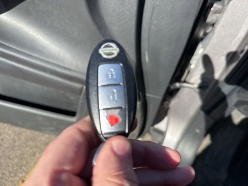 Used 2010 Nissan Murano SL w/ Premium Pkg image 15