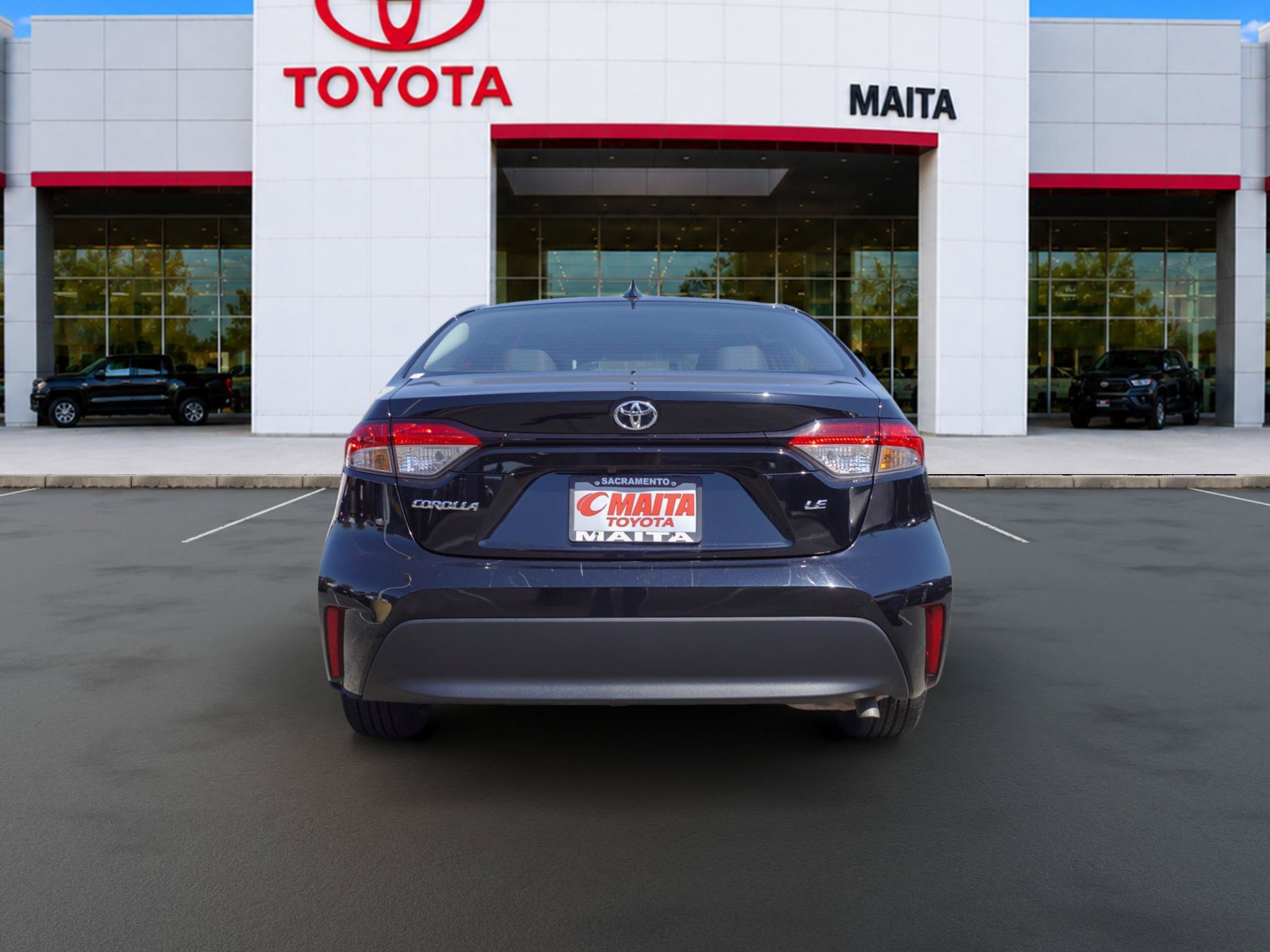 Certified 2025 Toyota Corolla LE FWD image 4