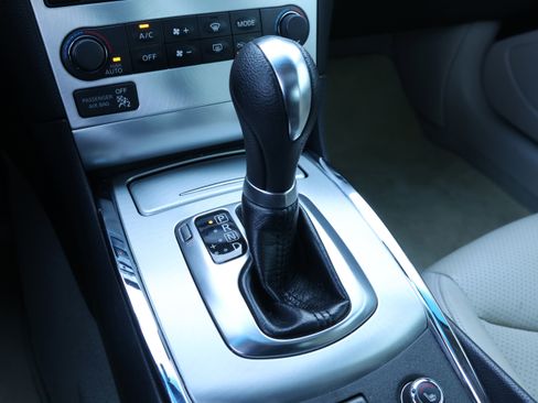 Used 2013 INFINITI G37 x w/ Premium Pkg image 28