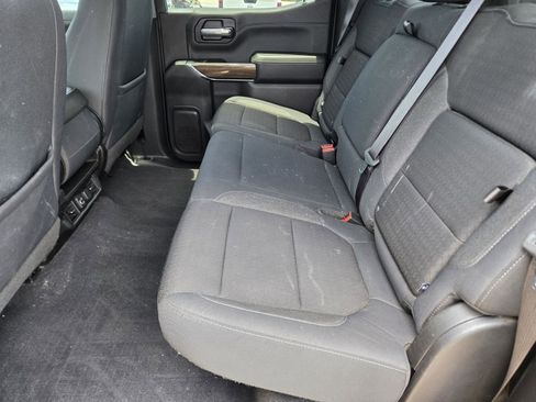 Used 2019 Chevrolet Silverado 1500 LT Trail Boss w/ Convenience Package AWD/4WD image 17